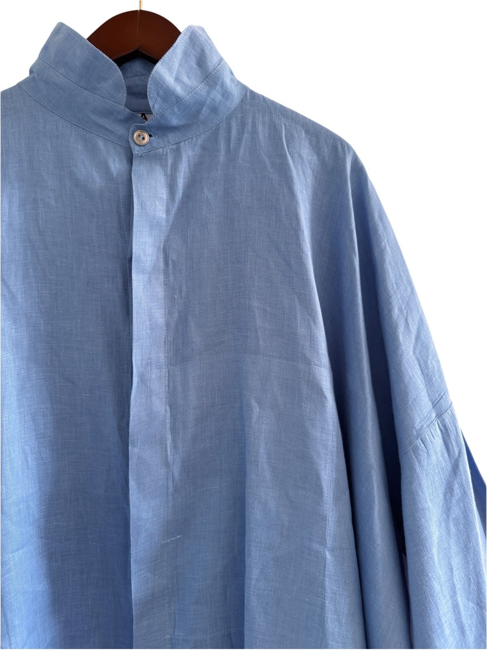 PLANET By Lauren G Handkerchief Linen Signature Button Front Shirt  in Blue - Picture 3 of 13